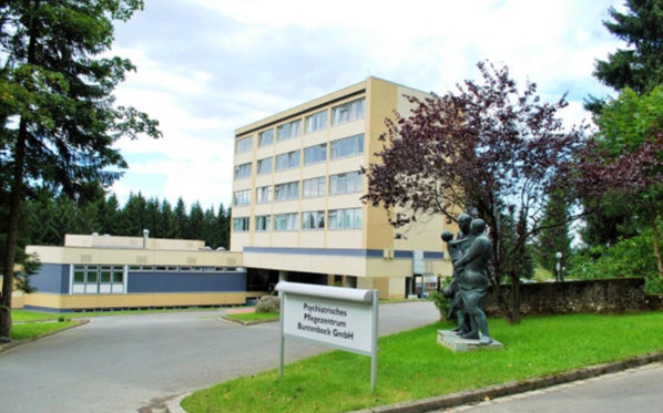 Vorderansicht unserer Einrichtung